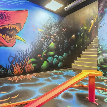 דירה 6 Person In