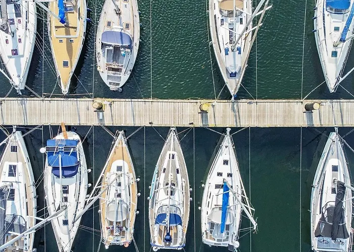 6 Person In Apartamento